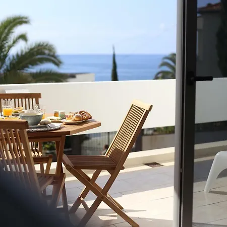 Seashell Romantic - Balcony With Ocean View & Pool Apartment *